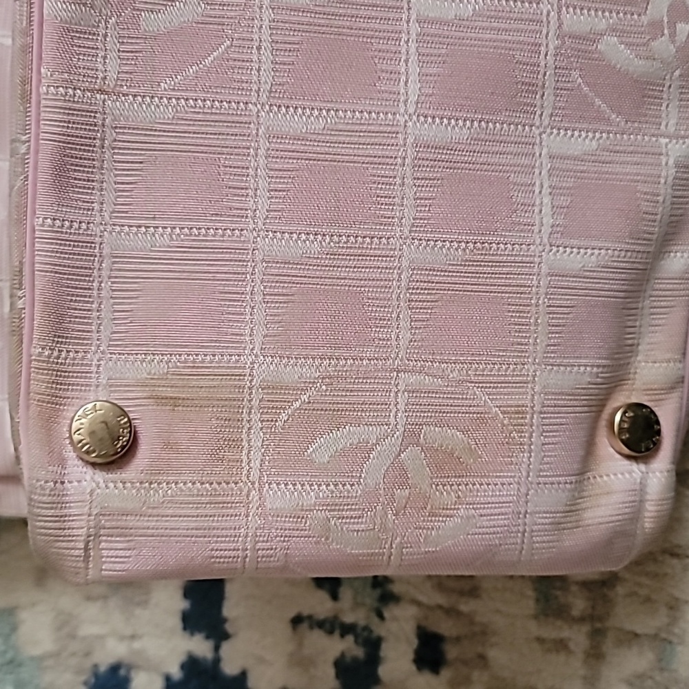 CHANEL Pink Nylon CC Logo Travel Line Tote Bag - Picture 5 of 9